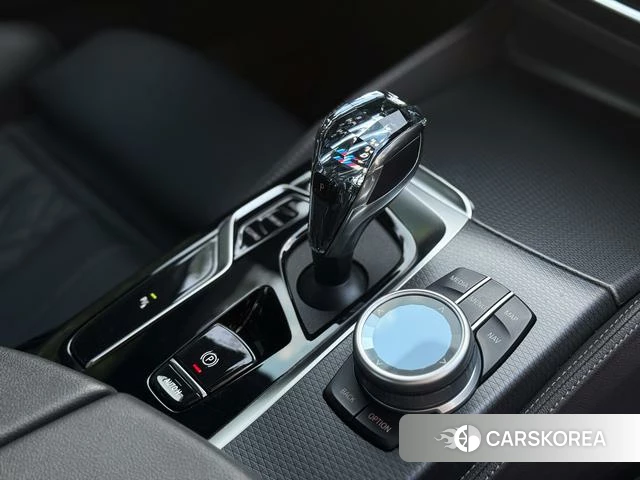 BMW 5 series (imported) 2021 Темно-серый из Китая, фото 6