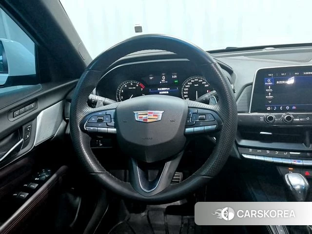 Cadillac CT4 2023 Белый из Китая, фото 6