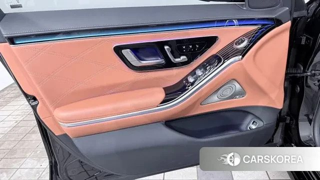 Mercedes-Benz S-Class W223 2023 Черный из Кореи, фото 6