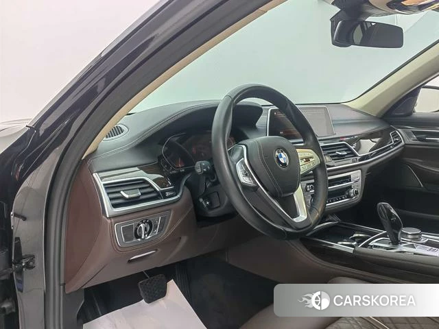 BMW 7 series 2022 Черный из Китая, фото 6