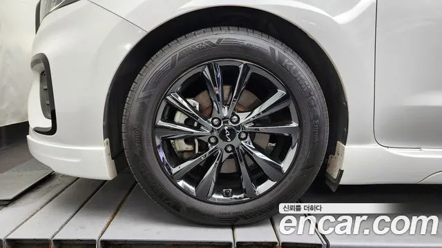 Kia The New Carnival 2018 Белый из Кореи, фото 6