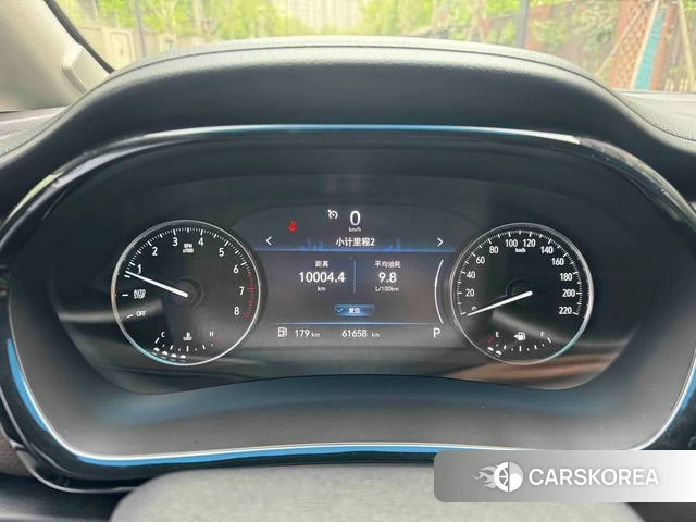Buick GL8 2021 Коричневый из Китая, фото 6