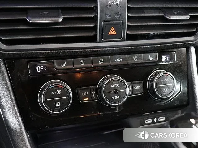 Volkswagen 7th Generation of Jetta 2023 Черный из Кореи, фото 6