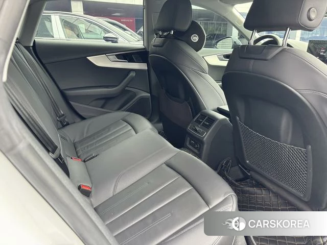 Audi A5 2024 Серебристо-серый из Китая, фото 6