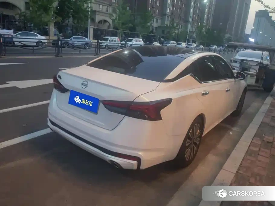 Nissan Altima 2023 Белый из Китая, фото 6