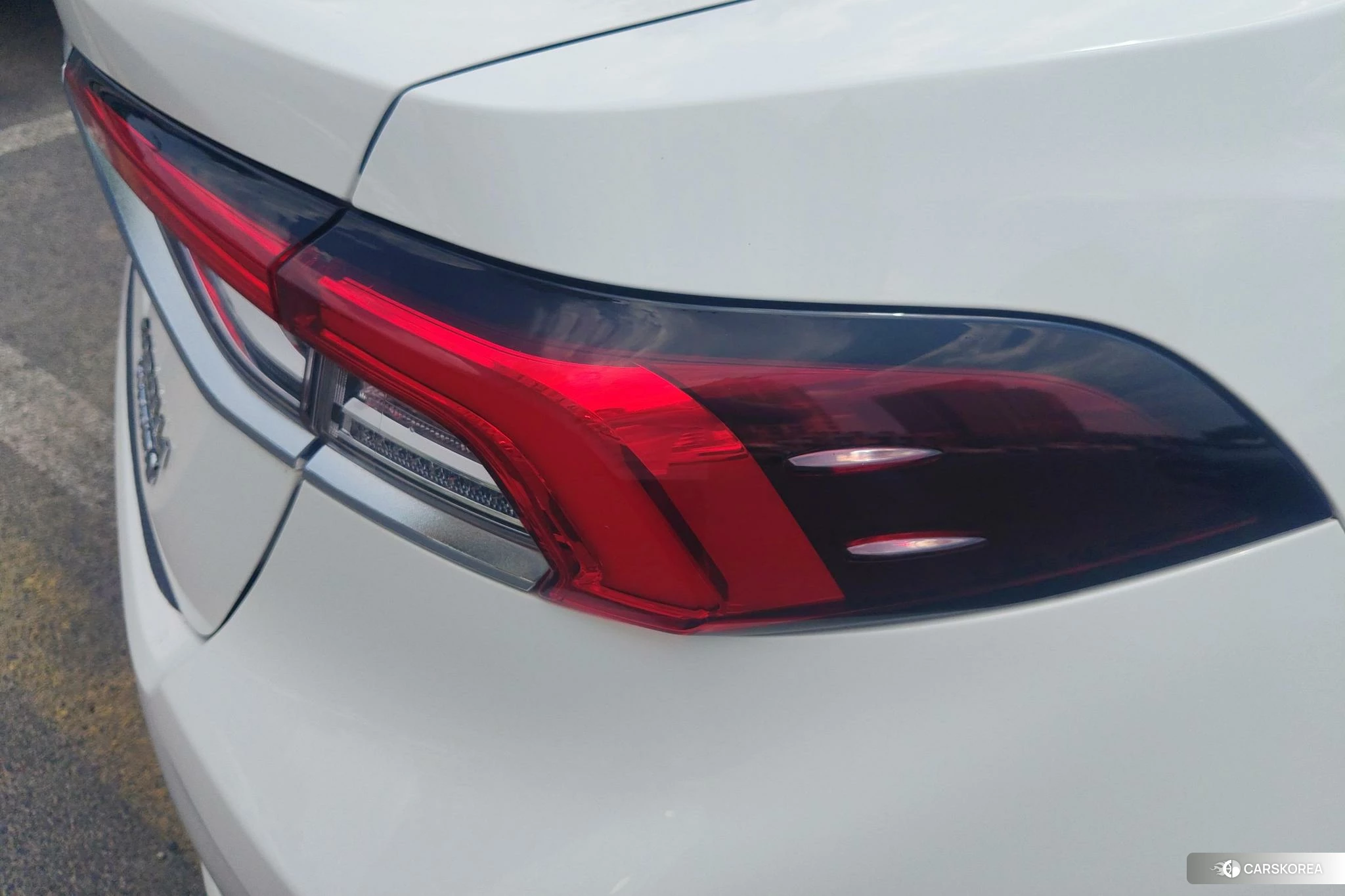 Toyota Corolla 2022 Белый из Китая, фото 6