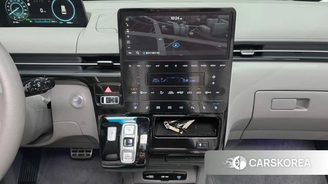 Hyundai Staria 2024 Черный из Кореи, фото 6