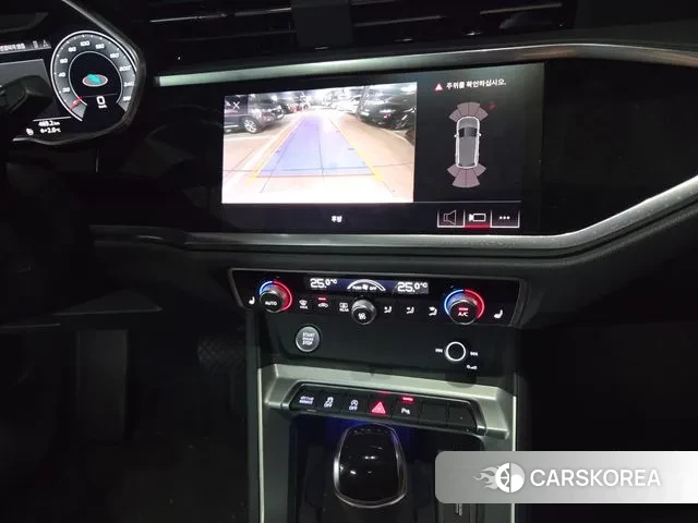 Audi Q3 (F3) 2020 Белый из Кореи, фото 6