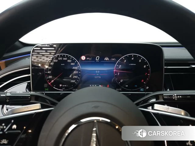 Mercedes-Benz E-class 2024 Черный из Китая, фото 6