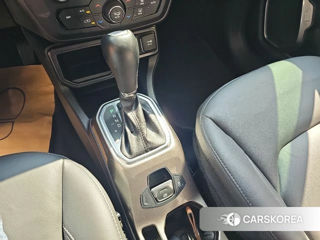 Jeep Renegade 2020 Белый из Кореи, фото 6
