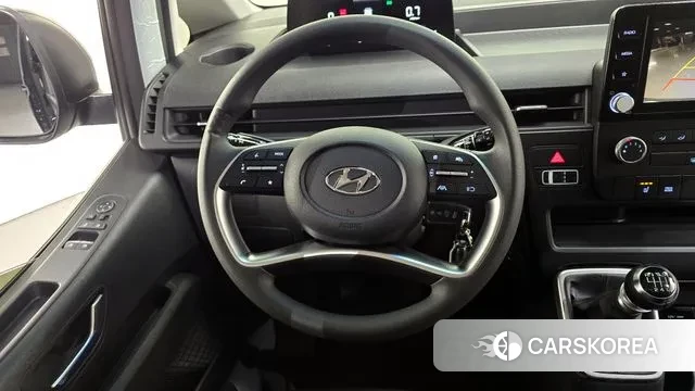 Hyundai Staria 2023 Черный из Кореи, фото 6