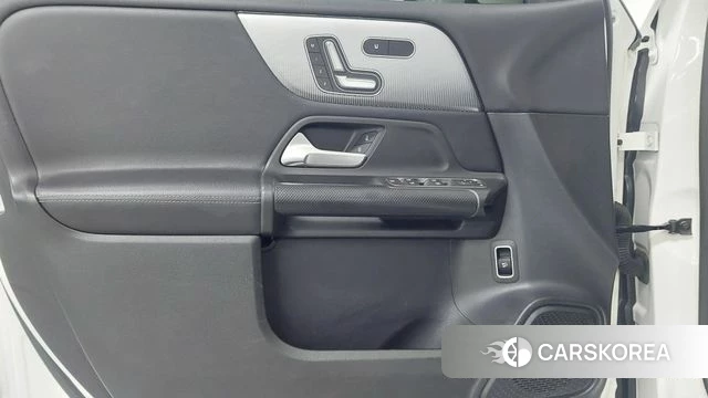 Mercedes-Benz GLB-Class X247 2021 Белый из Кореи, фото 6