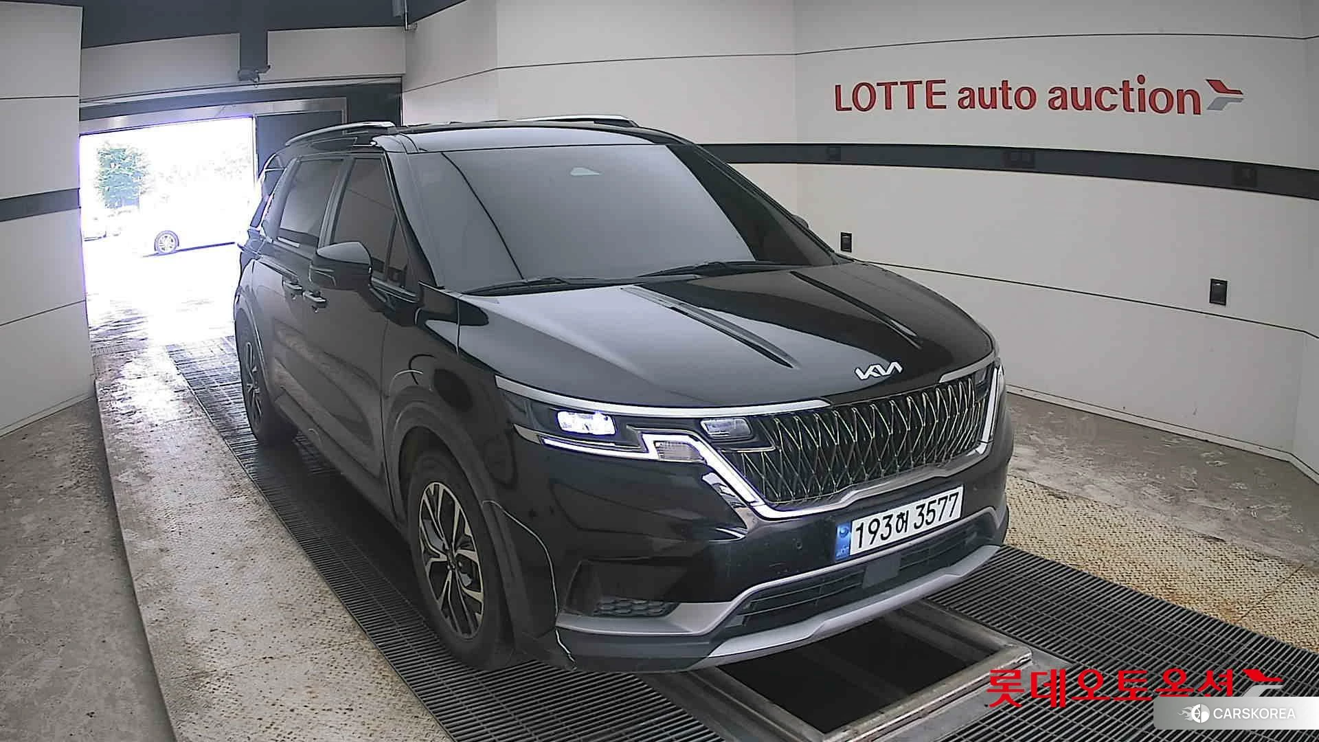Kia Carnival 2023 Aurora Black Pearl из Кореи, фото 6