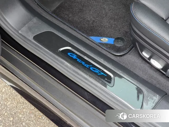 Porsche Panamera (971) 2018 Черный из Кореи, фото 6