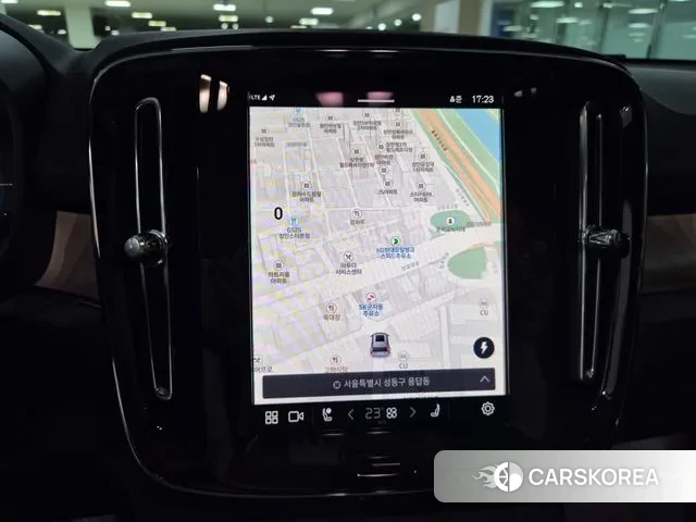 Volvo XC40 Richards 2024 Белый из Кореи, фото 6