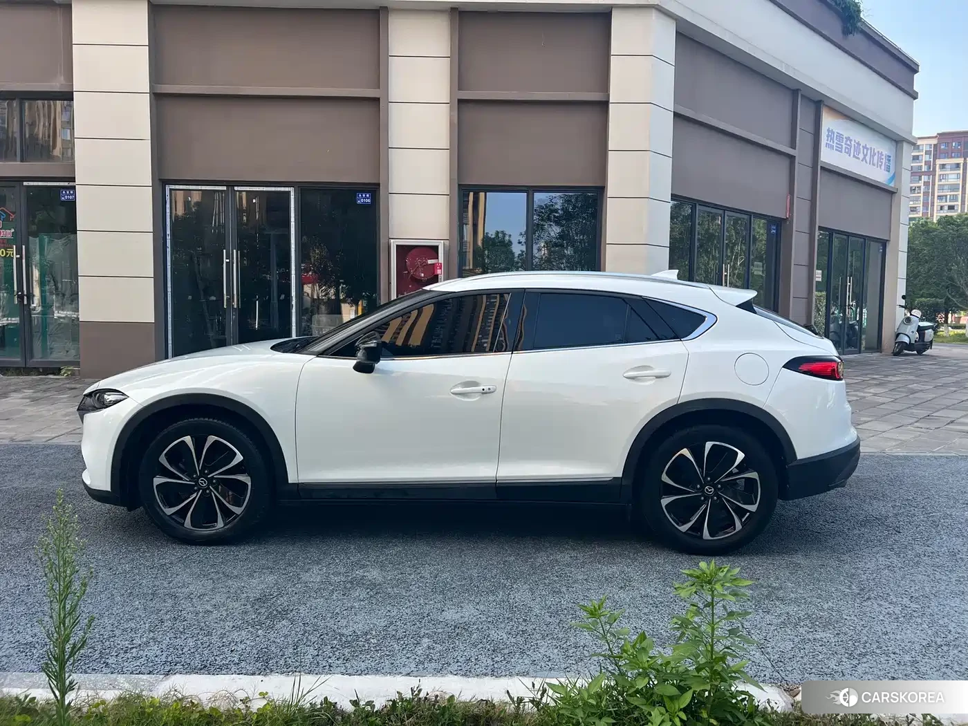 Mazda CX-4 2020 Белый из Китая, фото 6