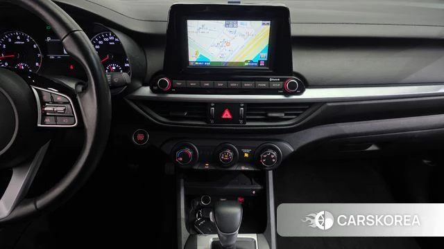 Kia The New K3 2nd generation 2022 Белый из Кореи, фото 6