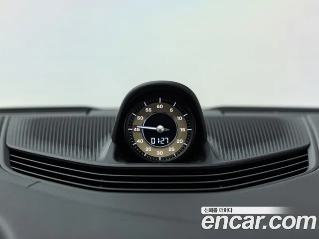 Porsche Taycan id 2837131 из Кореи 6