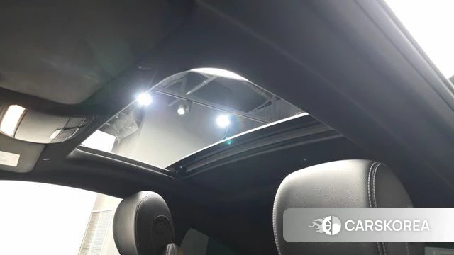 Mercedes-Benz C-Class W205 2023 Белый из Кореи, фото 6