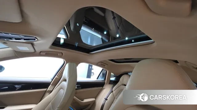 Porsche Panamera (971) 2019 Белый из Кореи, фото 6