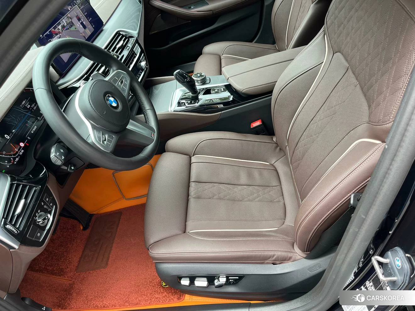 BMW 5 series 2022 Черный из Китая, фото 6