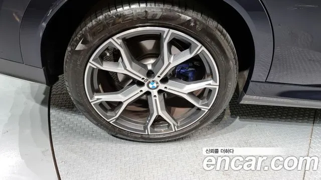 BMW X6 (G06) 2024 Черный из Кореи, фото 6