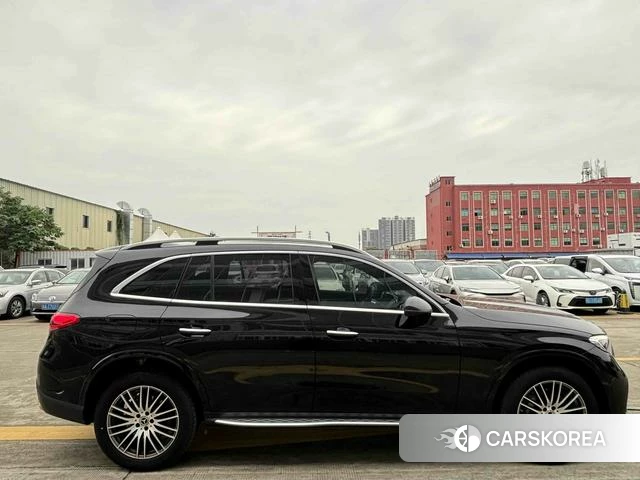 Mercedes-Benz GLC 2023 Черный из Китая, фото 6