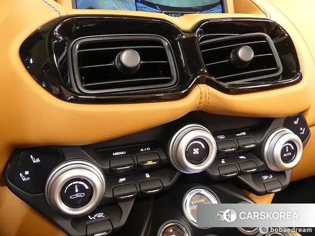 Aston Martin Vantage 2nd Generation 2022 Синий из Кореи, фото 6