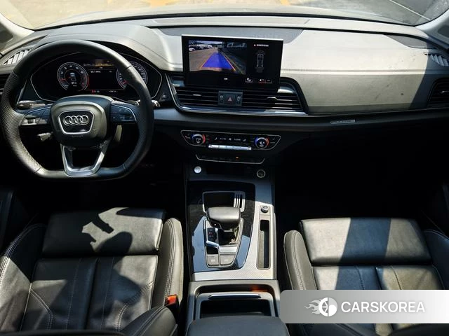 Audi Q5L 2022 Черный из Китая, фото 6