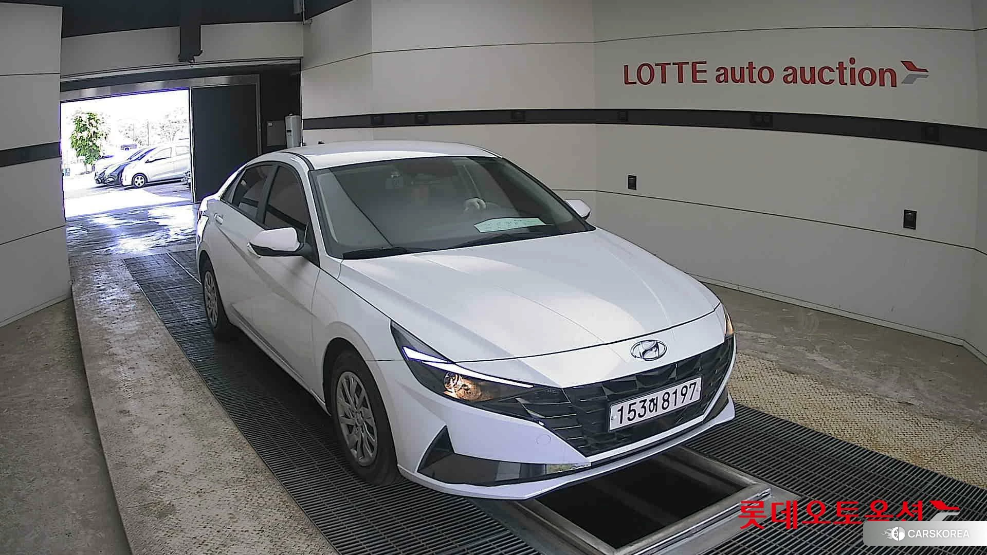 Hyundai Avante 2021 Polar White из Кореи, фото 6