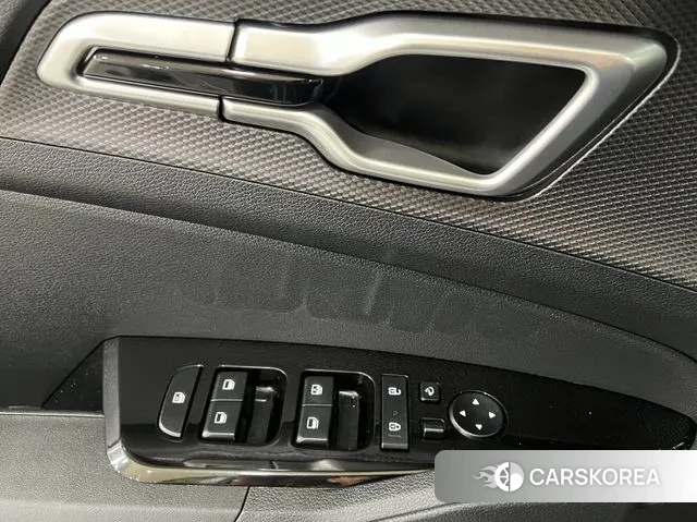 Kia Sportage 5th Generation Hybrid 2023 Серебристо-серый из Кореи, фото 6