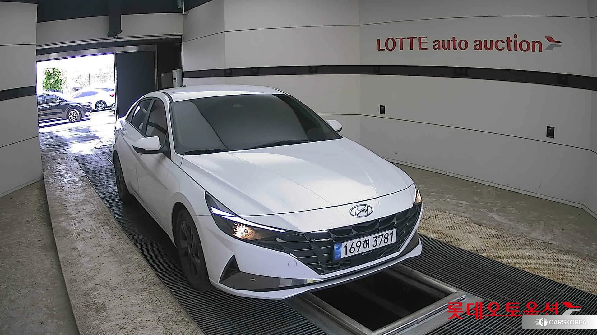 Hyundai Avante 2023 Polar White из Кореи, фото 6
