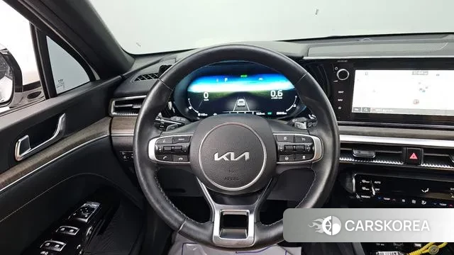Kia K5 3rd generation 2023 Белый из Кореи, фото 6