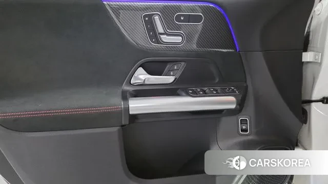 Mercedes-Benz GLA - Class H247 2023 Белый из Кореи, фото 6