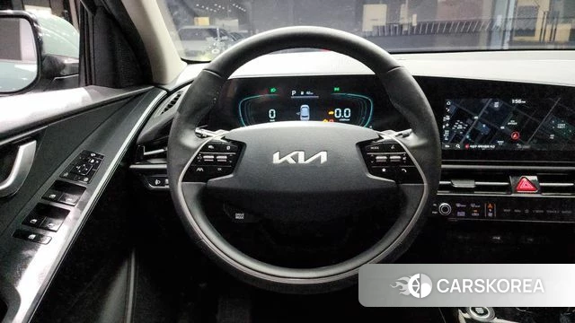 Kia Di Ol Nu Niro 2022 Темно-зеленый из Кореи, фото 6