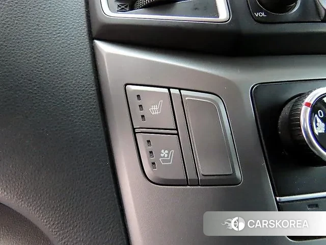 Hyundai The New Grand Starex 2020 Серебристо-серый из Кореи, фото 6