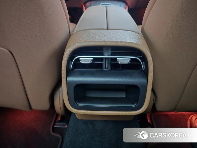 Mercedes-Benz E-Class W214 2026 Белый из Кореи, фото 6