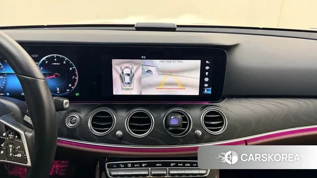 Mercedes-Benz E-Class W213 2023 Белый из Кореи, фото 6