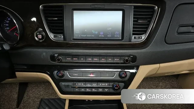 Kia The New Carnival 2018 Черный из Кореи, фото 6