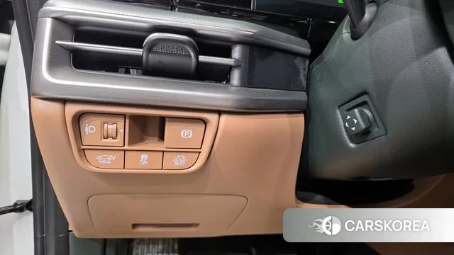 Hyundai Grandeur Hybrid (GN7) 2023 Белый из Кореи, фото 6