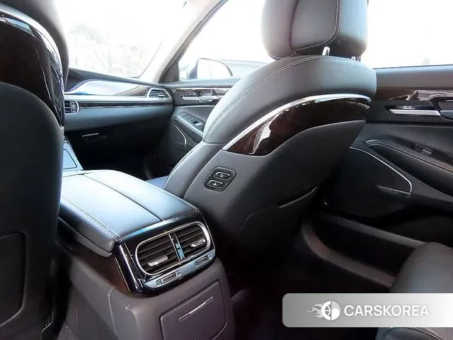 Genesis G90 2018 Черный из Кореи, фото 6