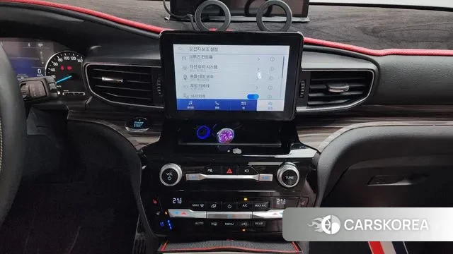 Ford Explorer 6th Generation 2021 Белый из Кореи, фото 6