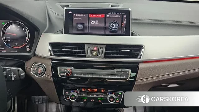 BMW X1 (F48) 2022 Черный из Кореи, фото 6