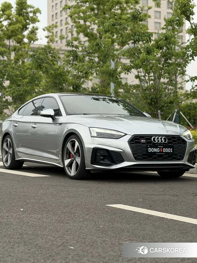Audi S5 2021 Серебристо-серый из Китая, фото 6