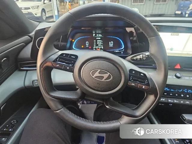 Hyundai The New Avante (CN7) 2024 Белый из Кореи, фото 6