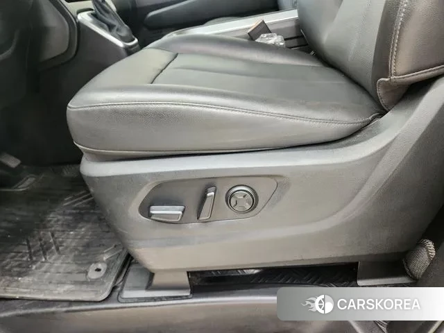 Hyundai Staria 2022 Серый из Кореи, фото 6