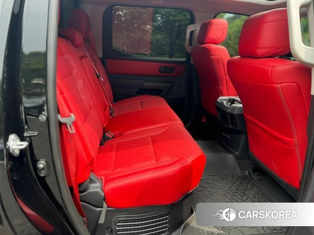 Toyota Tundra 2023 Черный из Кореи, фото 6