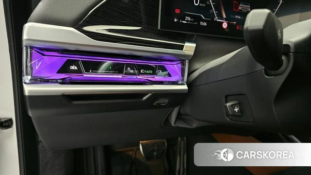 BMW 7 Series (G70) 2025 Белый из Кореи, фото 6