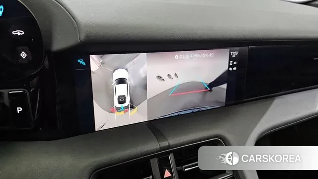 Porsche Taycan 2022 Белый из Кореи, фото 6