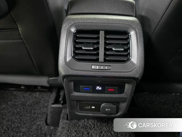 Volkswagen Tiguan second Generation 2020 Белый из Кореи, фото 6